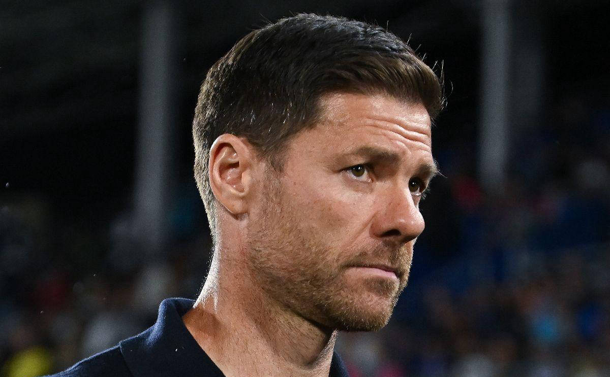 阿隆索下课内幕再曝！球星揭露：与皇马高层硬碰硬，结局早已注定